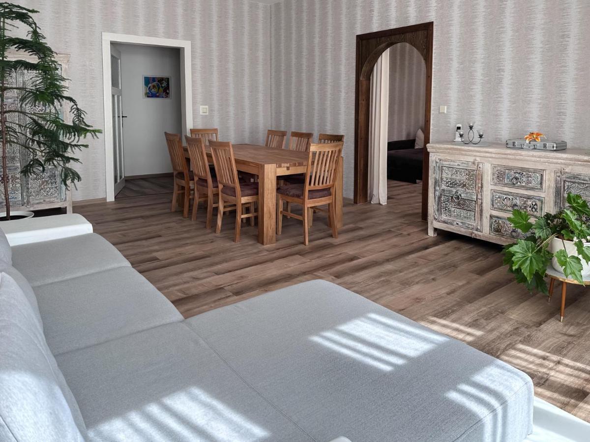 Schoene Altbauwohnung Mit Grosser Sonnenterrasse Rudolstadt Dış mekan fotoğraf